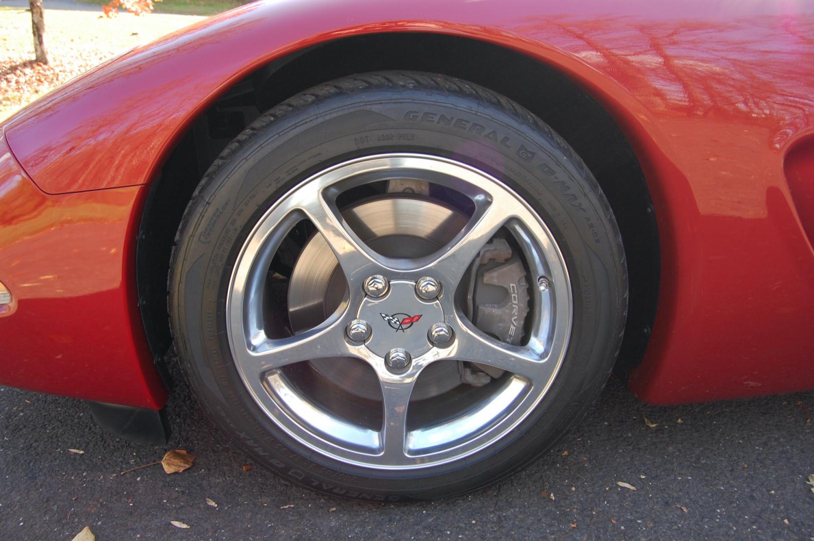 1998 Burgundy /Beige Leather Chevrolet Corvette (1G1YY32G9W5) with an 5.7 liter V8 engine, Automatic transmission, located at 6528 Lower York Road, New Hope, PA, 18938, (215) 862-9555, 40.358707, -74.977882 - Photo#29